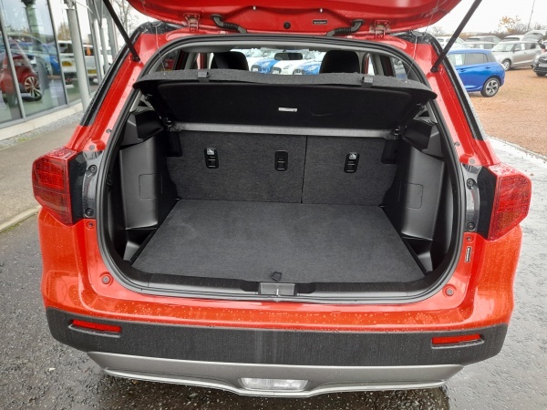 Suzuki Vitara 1.0 Boosterjet Sz-t SW19UHC Red #6