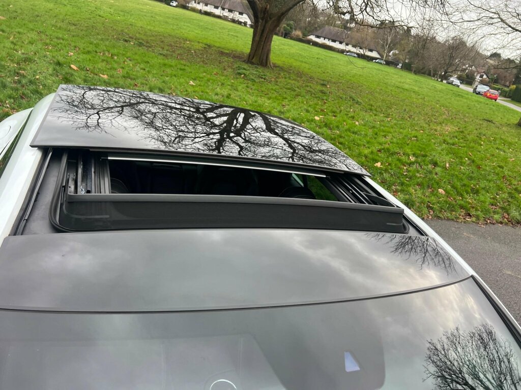 Porsche Panamera 2.9 V6 E-hybrid 14Kwh 4 10 Years Edition Saloon Pd White #5