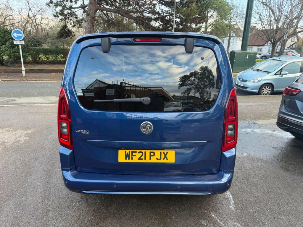 Vauxhall Combo Life 1.5 Turbo D Se XL Mpv Euro 6 Ss 7 Seat WF21PJX Blue #3