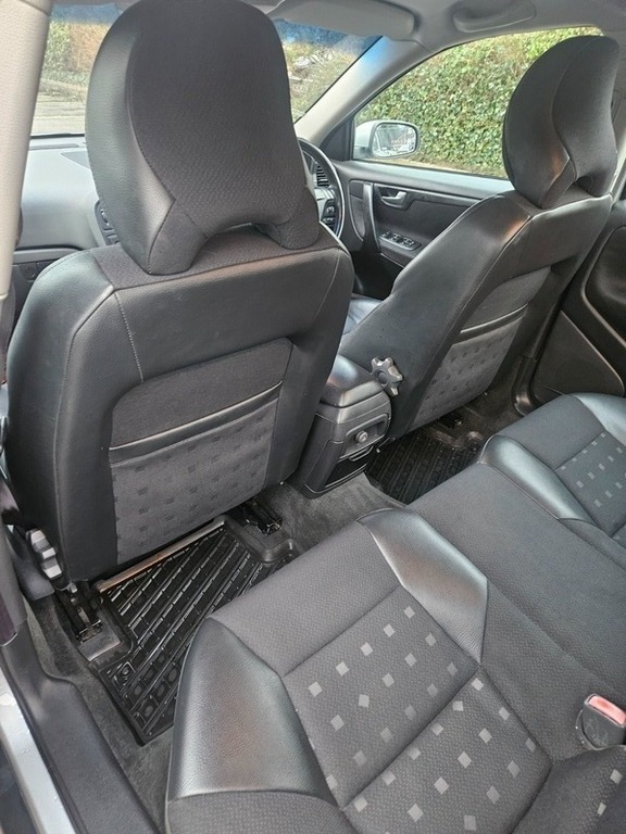 Volvo  Series D5 Se Blue #8