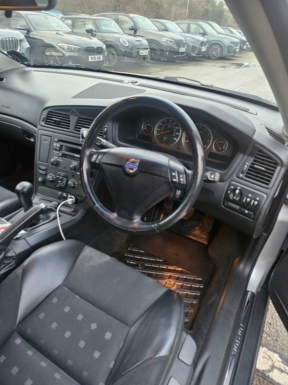 Volvo  Series D5 Se Blue #10
