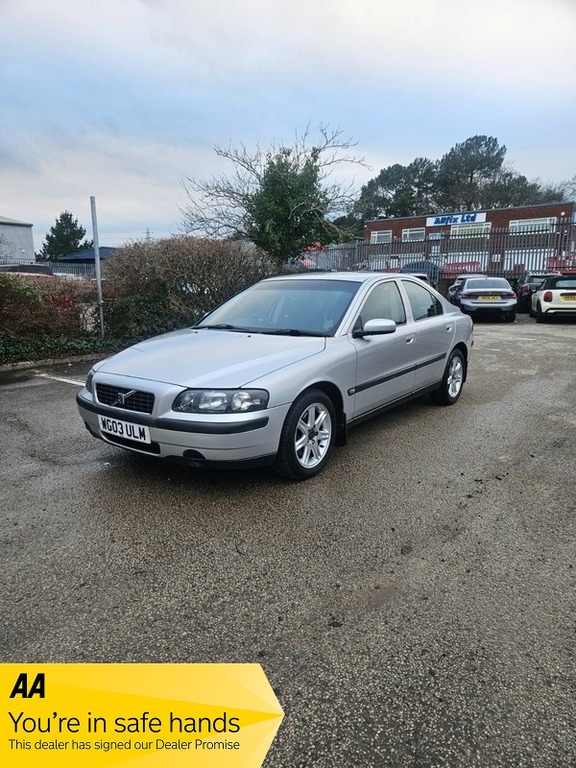 Volvo  Series D5 Se Blue #1