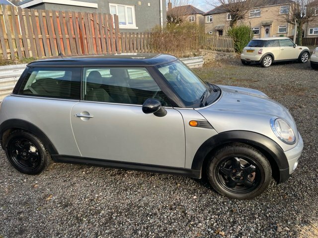 Mini Hatch Cooper 1.6 Cooper 118 Bhp YG56XVK Silver #5