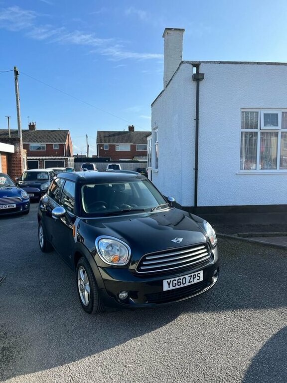 Mini Countryman 1.6 Cooper D All4 112 Bhp YG60ZPS Black #2
