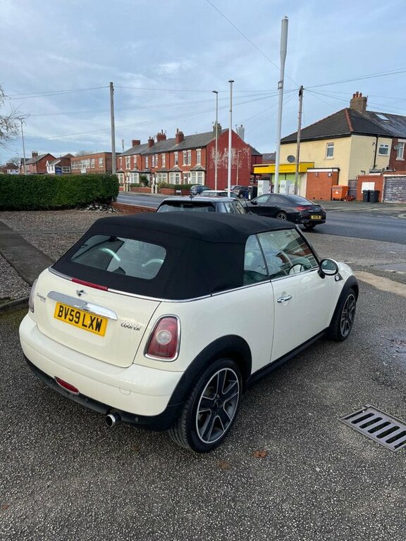 Mini Convertible 1.6 Cooper Convertible Euro 4 1 BV59LXW White #2