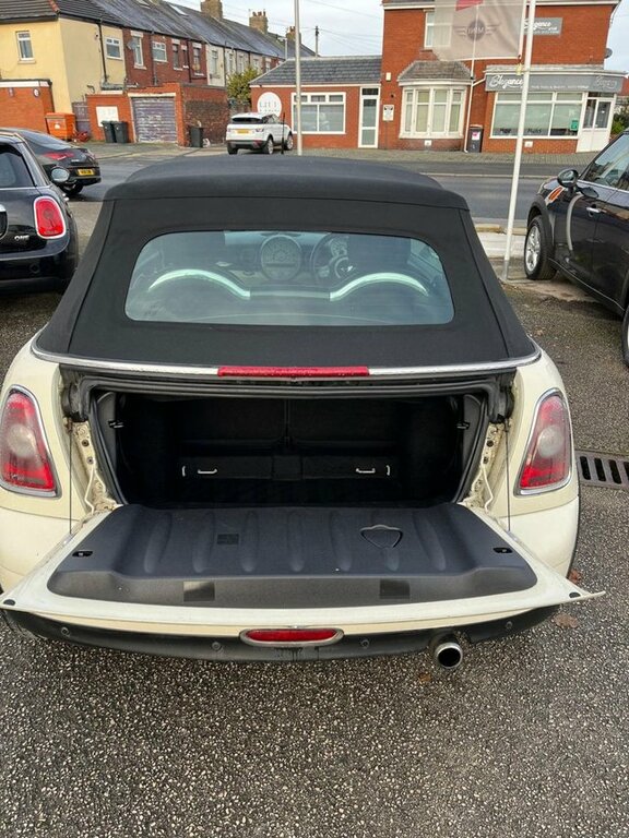 Mini Convertible 1.6 Cooper Convertible Euro 4 1 BV59LXW White #6