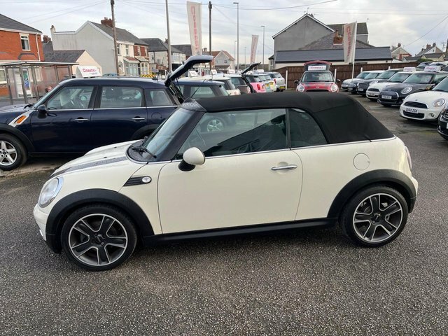 Mini Convertible 1.6 Cooper Convertible Euro 4 1 BV59LXW White #5