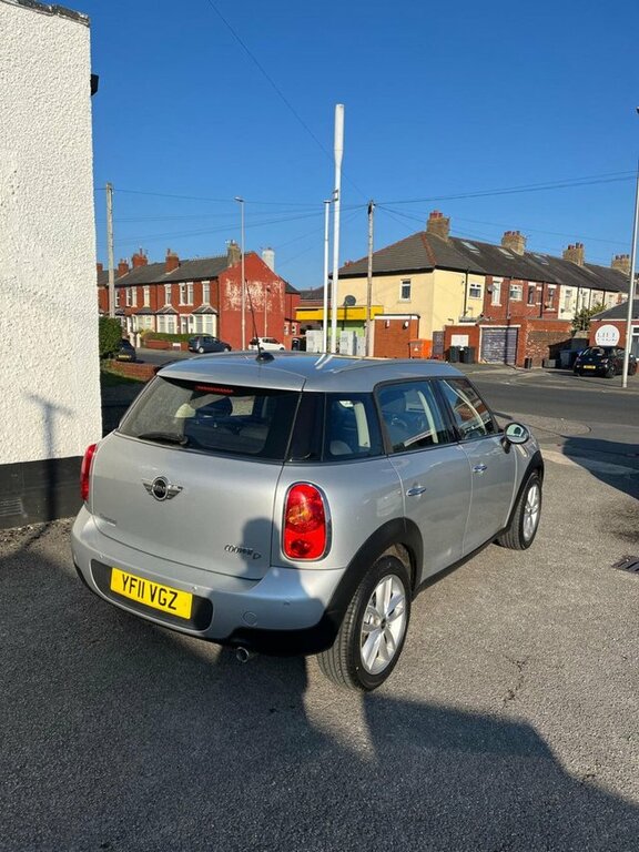 Mini Countryman 1.6 Cooper D 112 Bhp YF11VGZ Silver #3