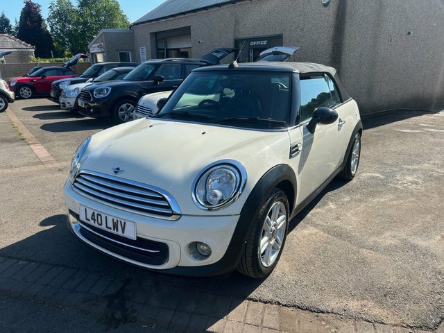 Mini Convertible 1.6 Cooper Convertible Euro 5 S White