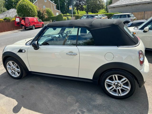 Mini Convertible 1.6 Cooper Convertible Euro 5 S L40LWV White #6