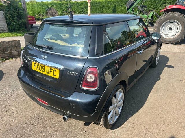Mini Hatch Cooper 1.6 Cooper 118 Bhp PX09UFC Black #3