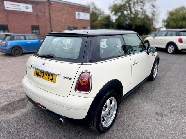 Mini Hatch 1.6 Cooper Hatchback Euro 5 122 NU10YYD White #3