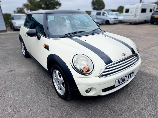 Mini Hatch 1.6 Cooper Hatchback Euro 5 122 NU10YYD White #2