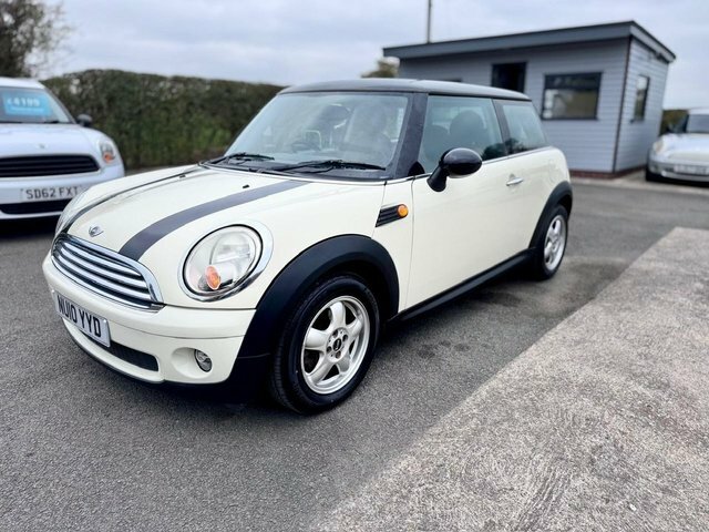Mini Hatch 1.6 Cooper Hatchback Euro 5 122 NU10YYD White