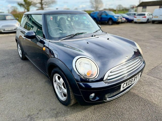 Mini Hatch 1.6 Cooper Hatchback Euro 4 120 CX09RYT Black #2