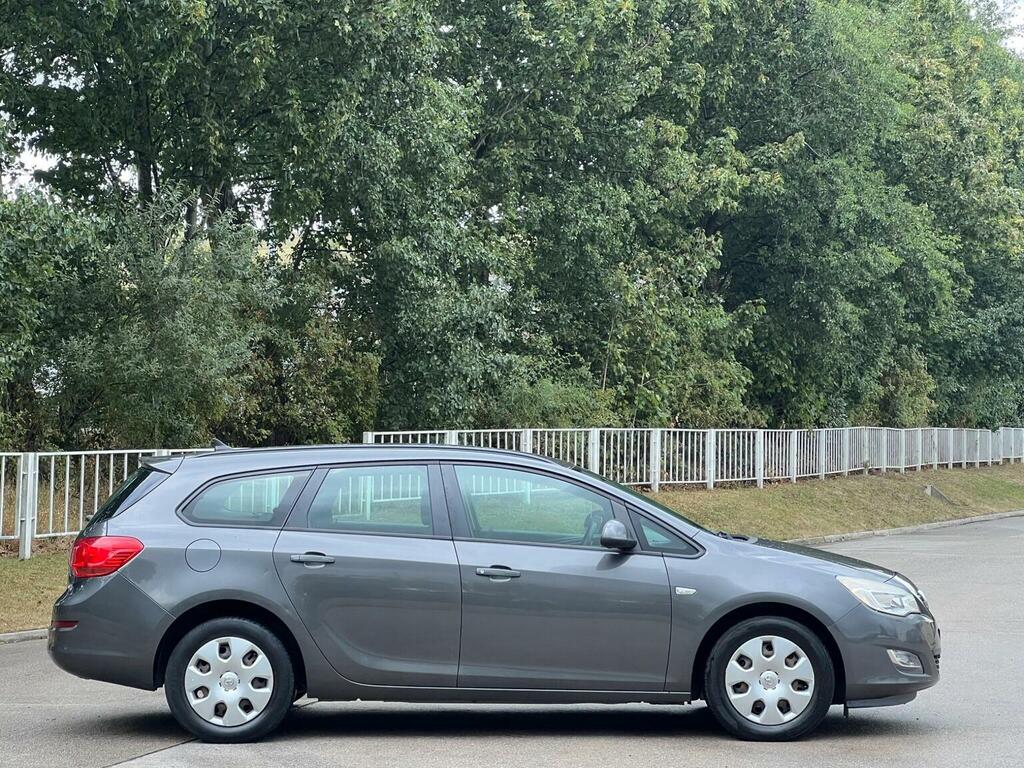 Vauxhall Astra 1.7 Cdti Ecoflex Exclusiv Sports Tourer Euro 5 MA61WGK Grey #5