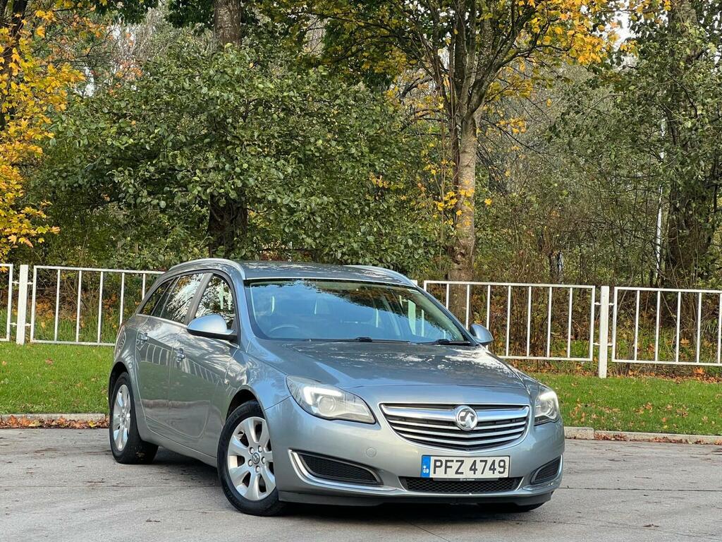 Vauxhall Insignia 2.0 Cdti Ecoflex Design Sports Tourer Euro 5 Ss Silver