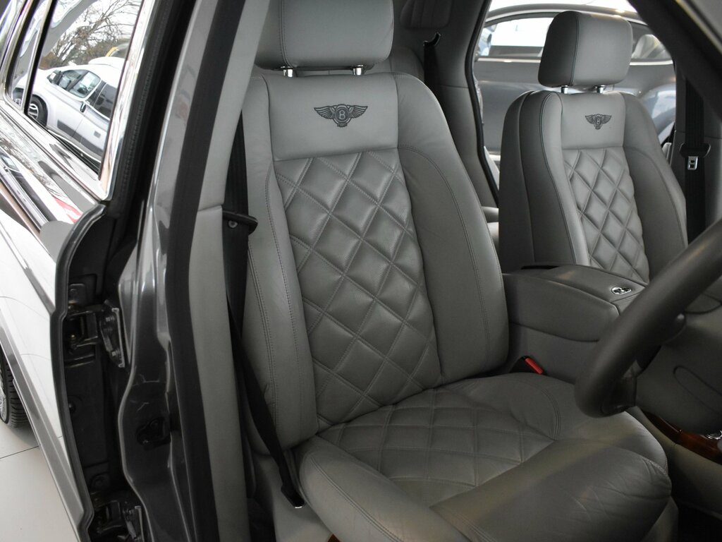 Bentley Arnage 6.8 T Saloon 495 Gkm, 450 B Grey #2