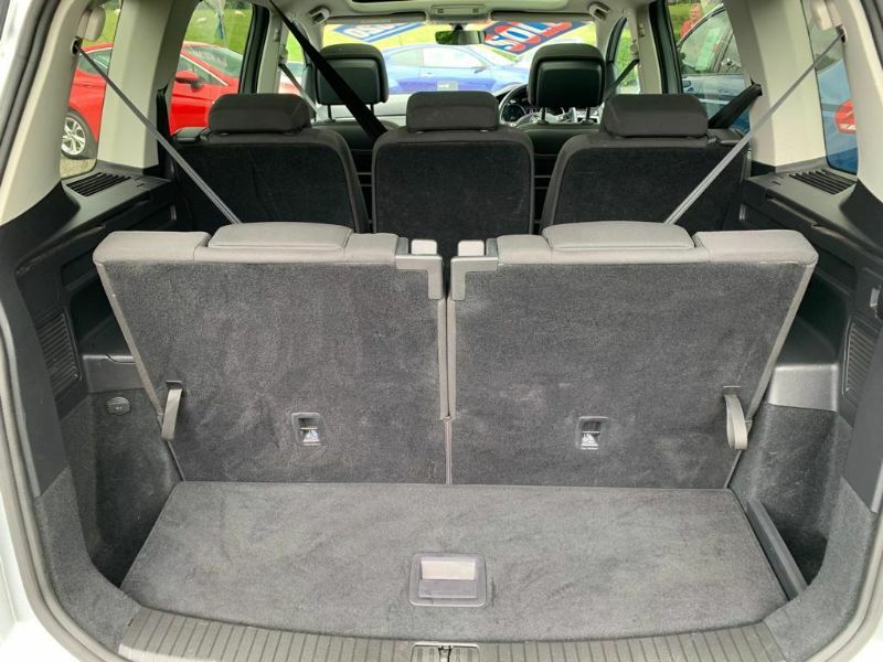 Volkswagen Touran Se Family 2.0Tdi S Silver #6