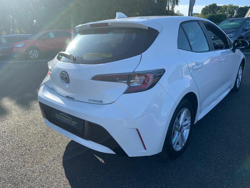Toyota Corolla Icon 1.8 Hev Cvt AYZ9743 White #5