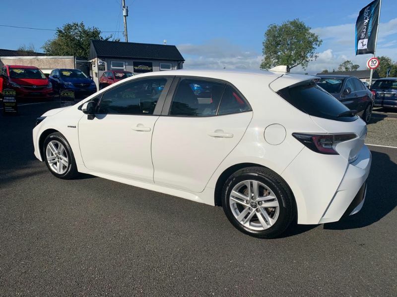 Toyota Corolla Icon 1.8 Hev Cvt AYZ9743 White #3