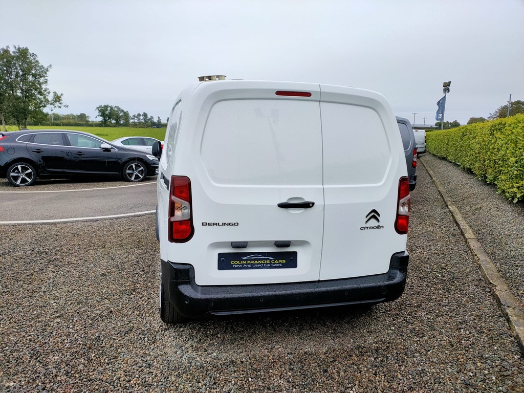 Citroen Berlingo 650 Enterprise 1.5Bhdi Ss FY21NNZ White #4