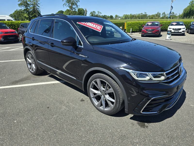 Volkswagen Tiguan R Black #6