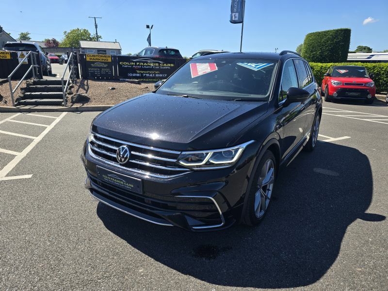 Volkswagen Tiguan R Black