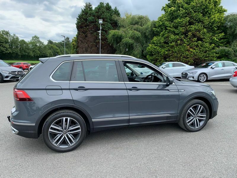 Volkswagen Tiguan Elegance 2.0Tdi S BYZ3994 Grey #6