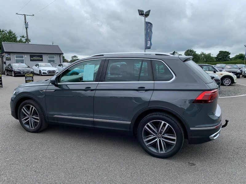 Volkswagen Tiguan Elegance 2.0Tdi S BYZ3994 Grey #3