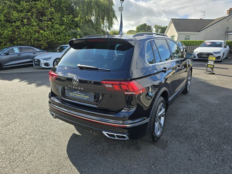 Volkswagen Tiguan R VXZ1609 Black #4