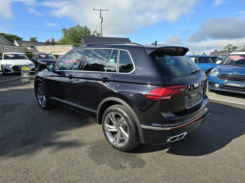 Volkswagen Tiguan R VXZ1609 Black #3