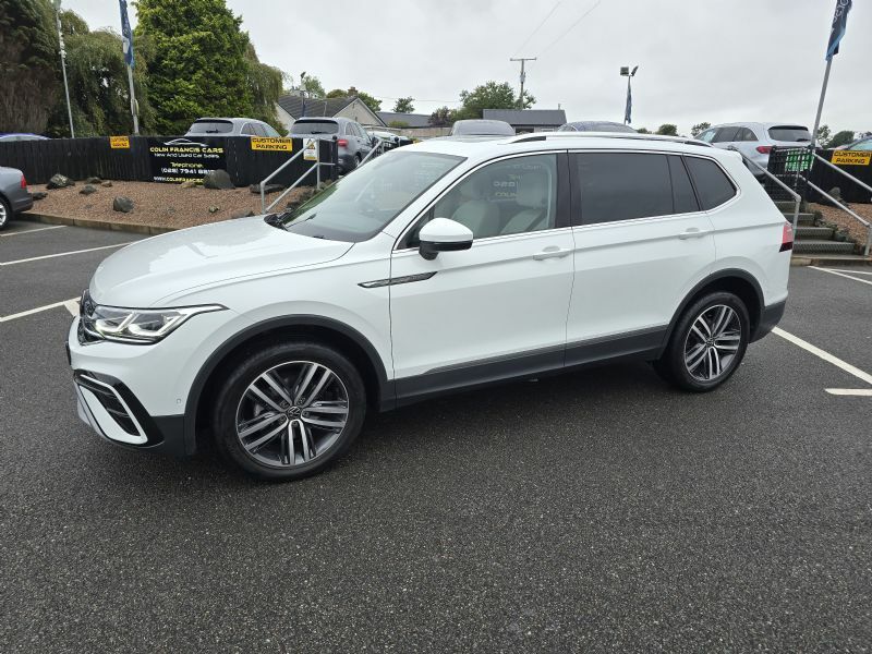 Volkswagen Tiguan Allspace Elegance 2.0Tdi 4Motion SM71MZW White #2
