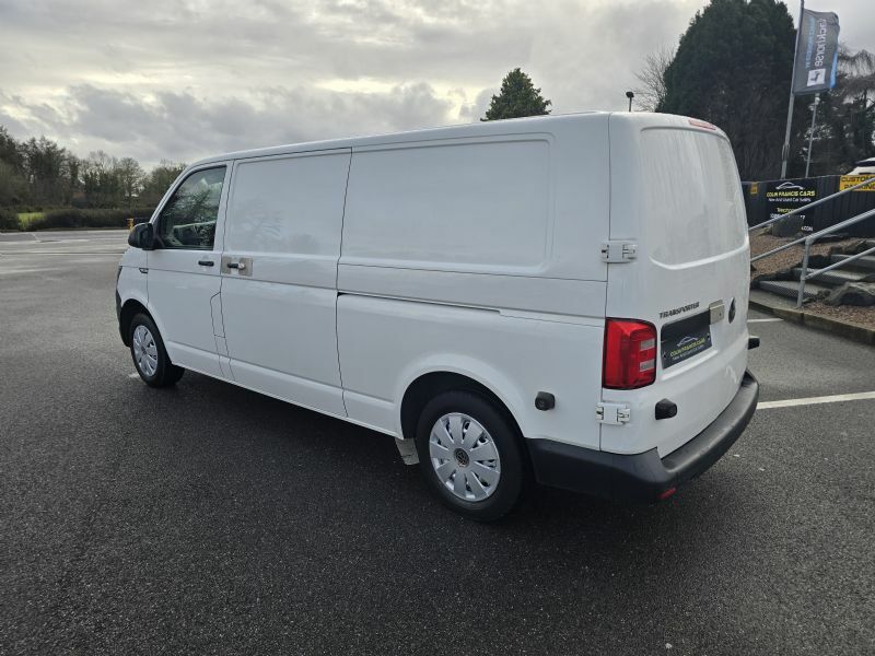 Volkswagen Transporter T30 Start YJ19LZC White #3