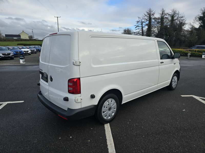 Volkswagen Transporter T30 Start YJ19LZC White #5
