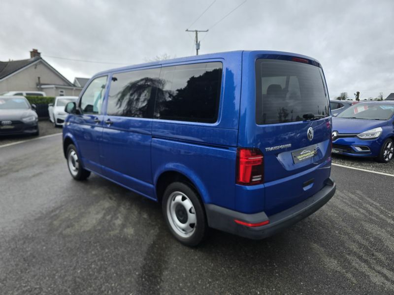 Volkswagen Transporter 2.0Tdi S Minibus SGZ4724 Blue #3