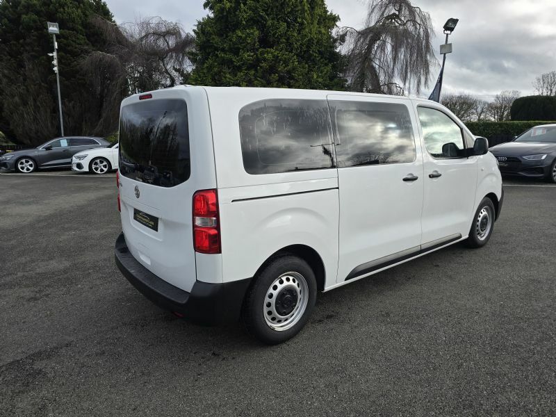 Vauxhall Vivaro Life Edition Turbo 1.5D Ss BT22LMF White #5