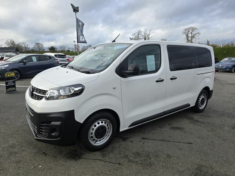 Vauxhall Vivaro Life Edition Turbo 1.5D Ss BT22LMF White #2