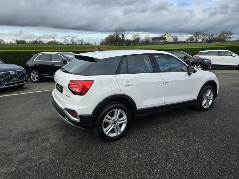Audi Q2 Sport 30 2.0Tdi White #5