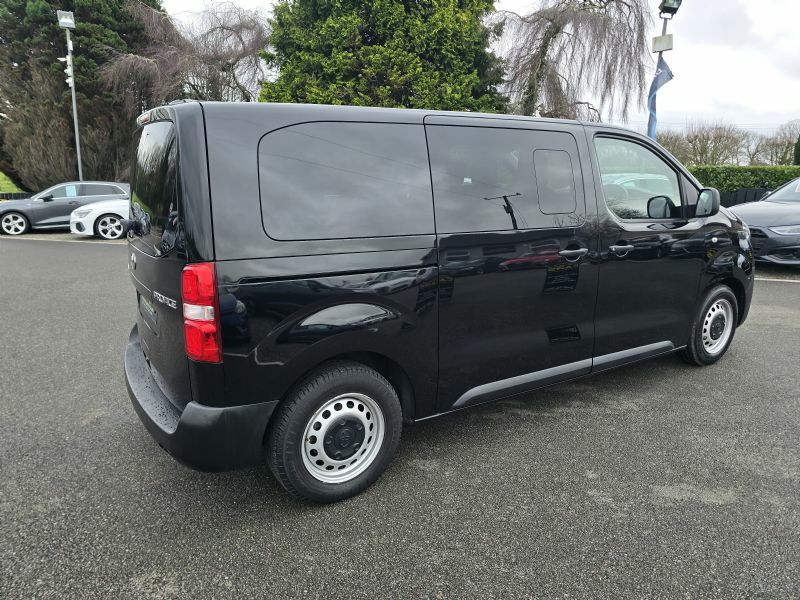 Toyota Proace Verso Combi Medium L1 1.5 D RF69AZJ Black #5