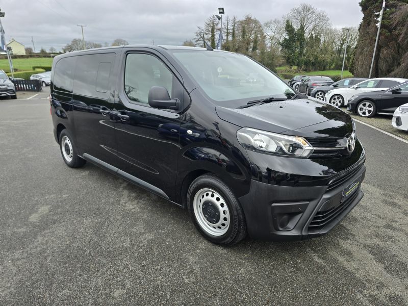 Toyota Proace Verso Combi Medium L1 1.5 D RF69AZJ Black #6