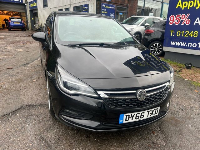 Vauxhall Astra 2016 66 1.4I Design Hatchback Eu DY66TXD Black #4