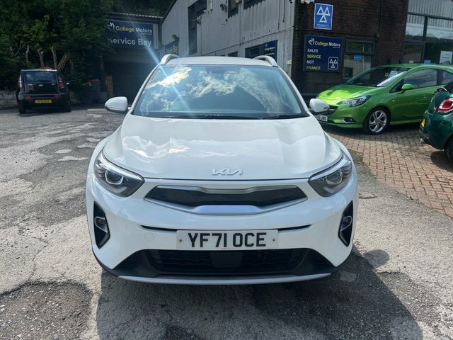 Kia Stonic 2022 71 1.0 T-gdi 2 Suv Euro 6 YF71OCE White #2