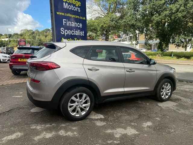 Hyundai Tucson 2018 68 1.6 Gdi Se Nav Suv Euro YH68KLU Beige #6