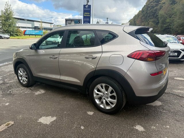 Hyundai Tucson 2018 68 1.6 Gdi Se Nav Suv Euro YH68KLU Beige #4