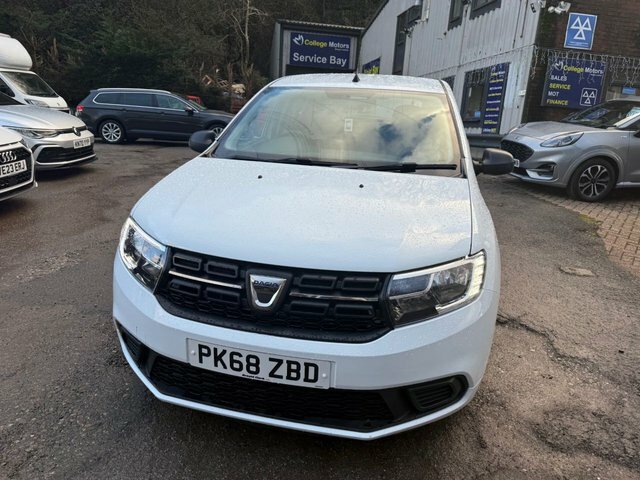Dacia Sandero 2018 68 1.0 Sce Essential Hatchback Man PK68ZBD White #5