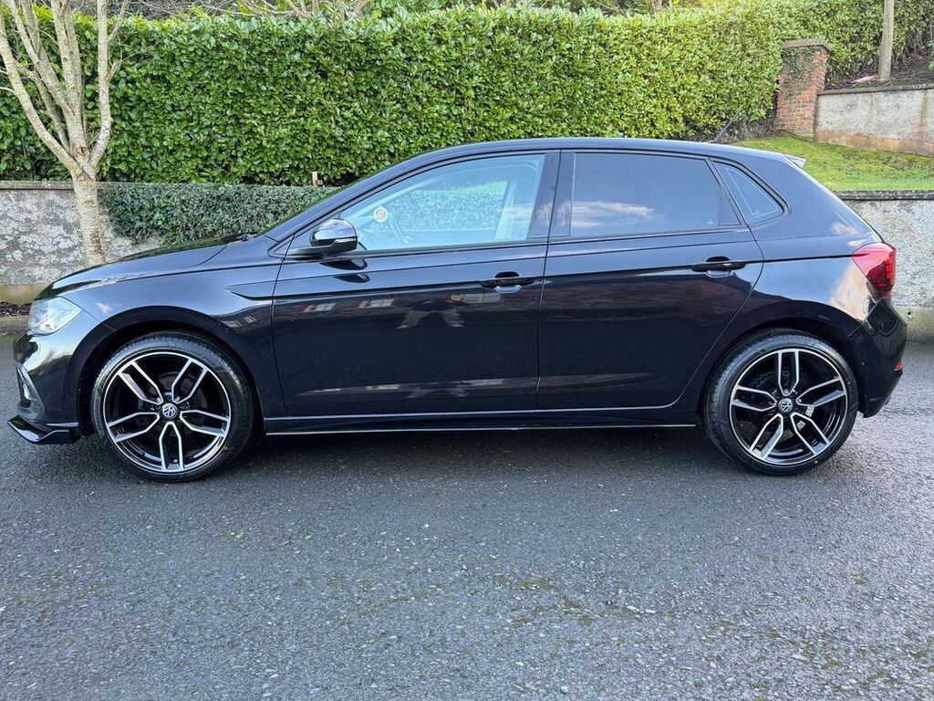 Volkswagen Polo Life Tsi YGZ5415 Black #2