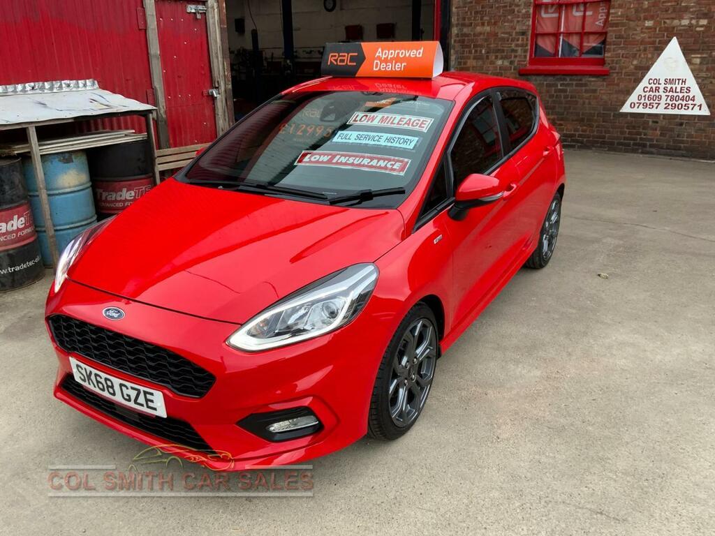 Ford Fiesta 1.0 Ecoboost St-line Hatchback Red