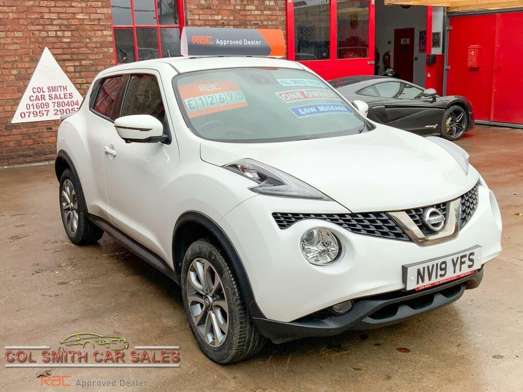 Nissan Juke 1.6 112 Tekna Bose Hatchback NV19YFS White #2