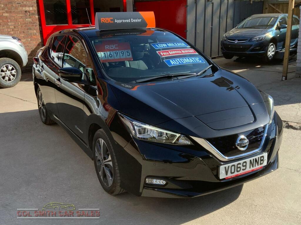 Nissan Leaf 110Kw Tekna 40Kwh Hatchback Black #2